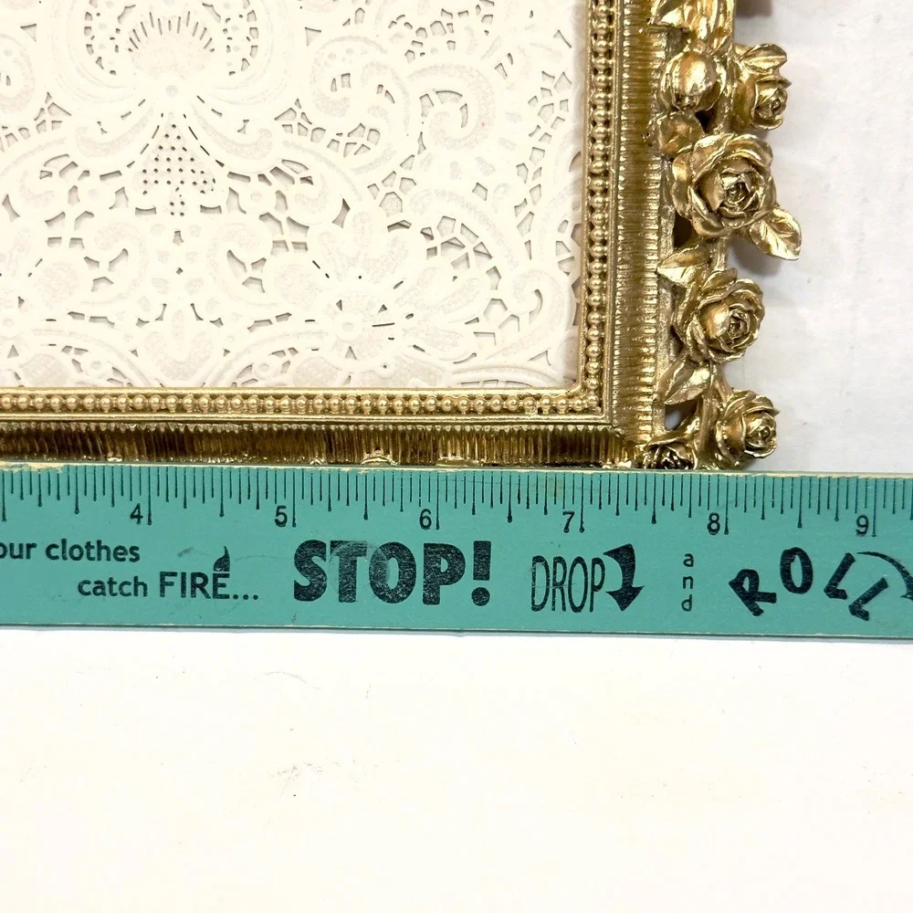 Vtg Gold Rose Picture Frame 4x6 Ornate Resin Floral Hollywood Regency Table/Wall